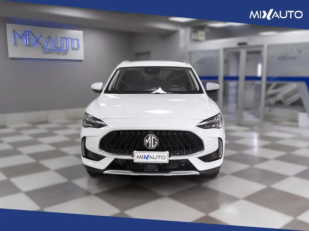 Usata MG HS Comfort 162 CV (119 kW) 2024 Bianco SUV