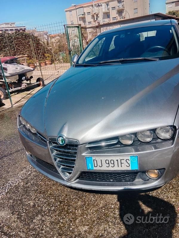 Usata Alfa Romeo 159 150 CV (110 kW) 2007 Grigio Station wagon