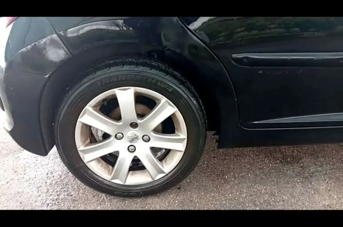 Usata Peugeot 207 90 CV (66 kW) 2007 Berlina