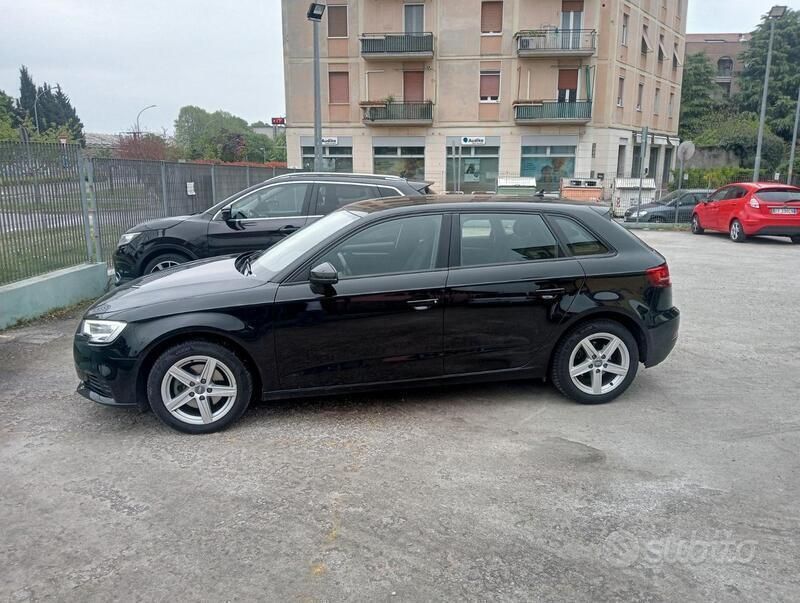 Usata Audi A3 Business 116 CV (85 kW) 2018 Nero Berlina