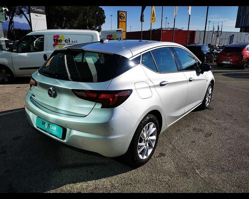 Usata Opel Astra Business Elegance 131 CV (96 kW) 2021 Argento Utilitaria