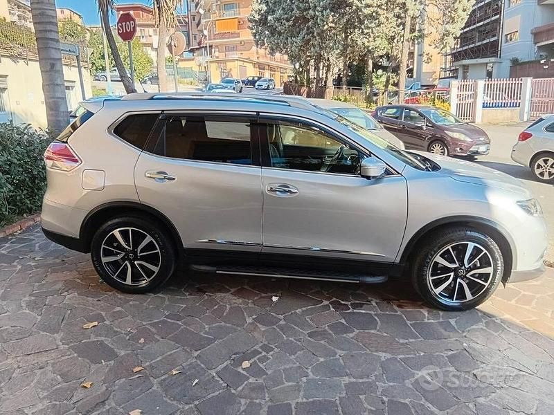 Usata Nissan X-Trail Tekna 2017 Grigio SUV