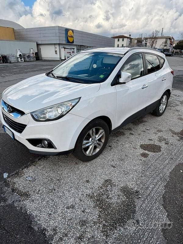 Käytetty Hyundai ix35 136 HP (100 kW) 2011 Valkoinen Katumaasturi