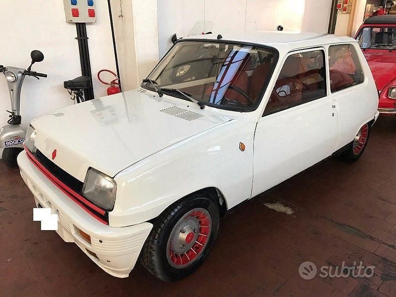Usata Renault R5 108 CV (79 kW) 1982 Verde Utilitaria
