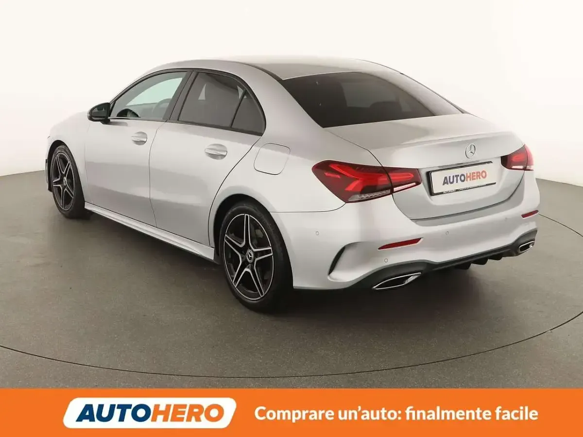Usata Mercedes A200 Premium 163 CV (119 kW) 2019 Argento Berlina