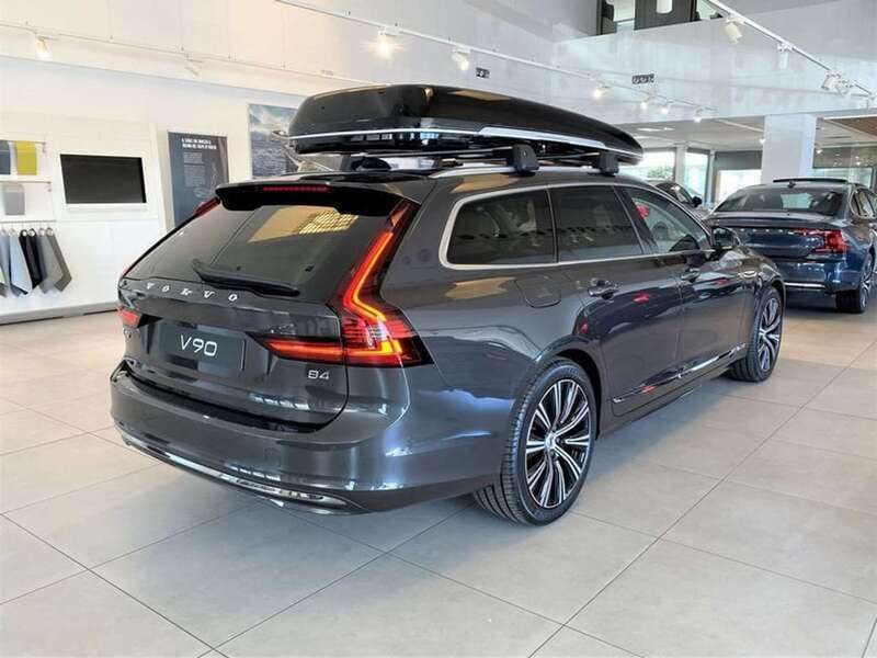 Nuova Volvo V90 Plus 197 CV (144 kW) 2025 Grigio Station wagon