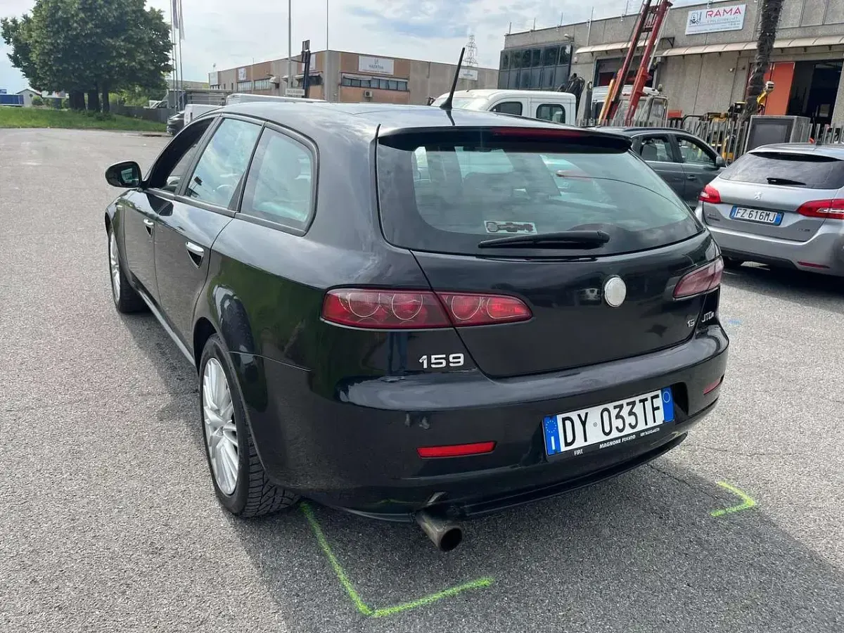 Usata Alfa Romeo 159 Progression 150 CV (110 kW) 2009 Nero Station wagon