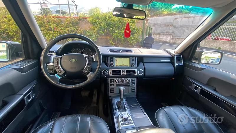 Usata Land Rover Range Rover Vogue 272 CV (200 kW) 2009 Bianco SUV