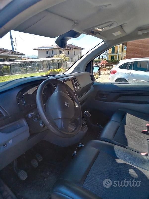 Usata Peugeot Expert 140 CV (102 kW) 2021 Bianco Furgone