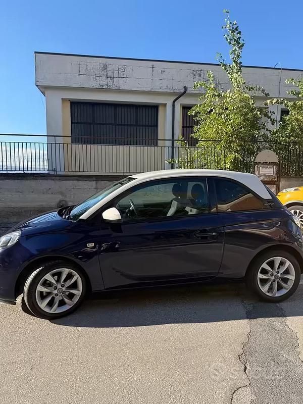 Usata Opel Adam 87 CV (63 kW) 2025 Blu Utilitaria