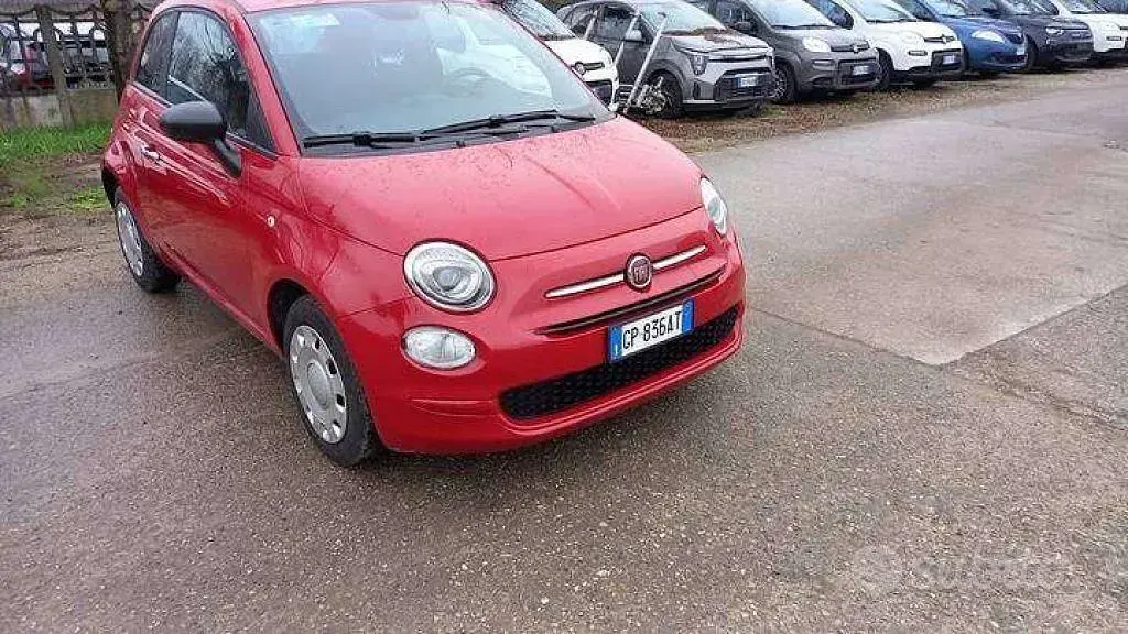 Usata Fiat 500 69 CV (50 kW) 2023 Rosso Utilitaria