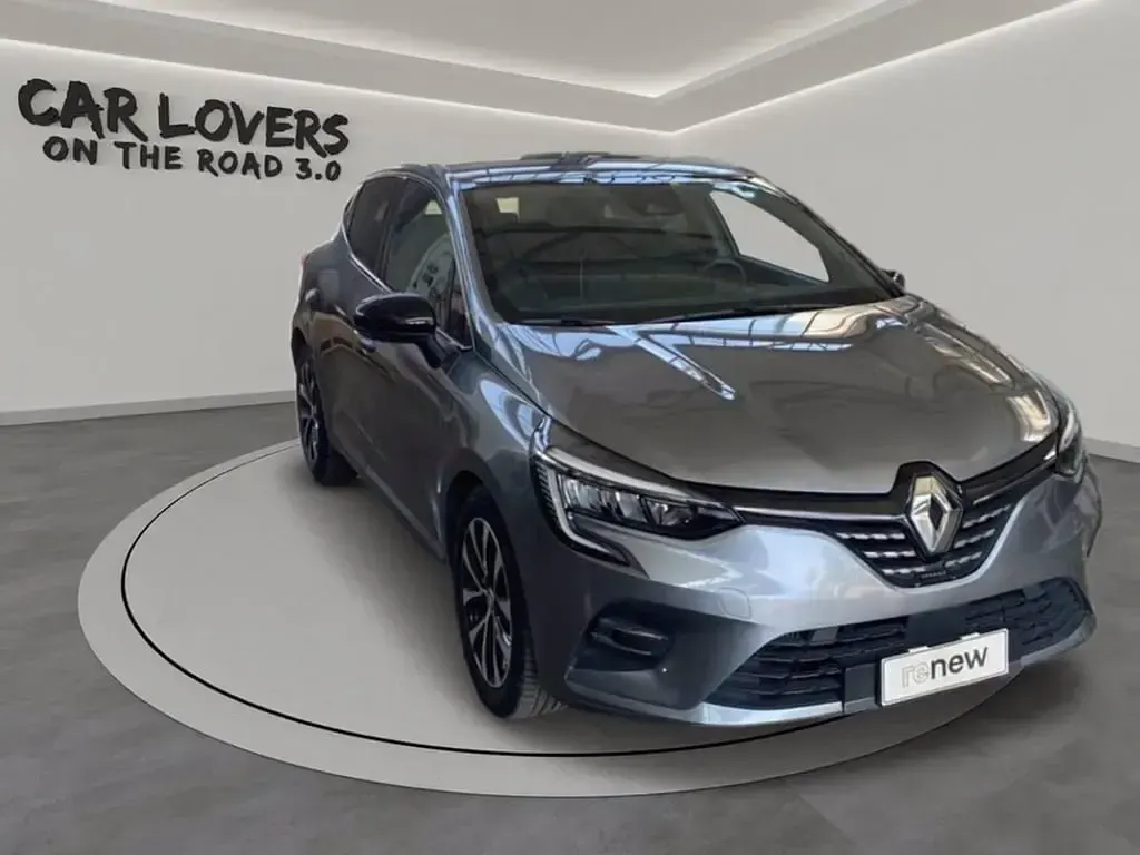 Usata Renault Clio Intens 101 CV (74 kW) 2022 Grigio scuro Utilitaria