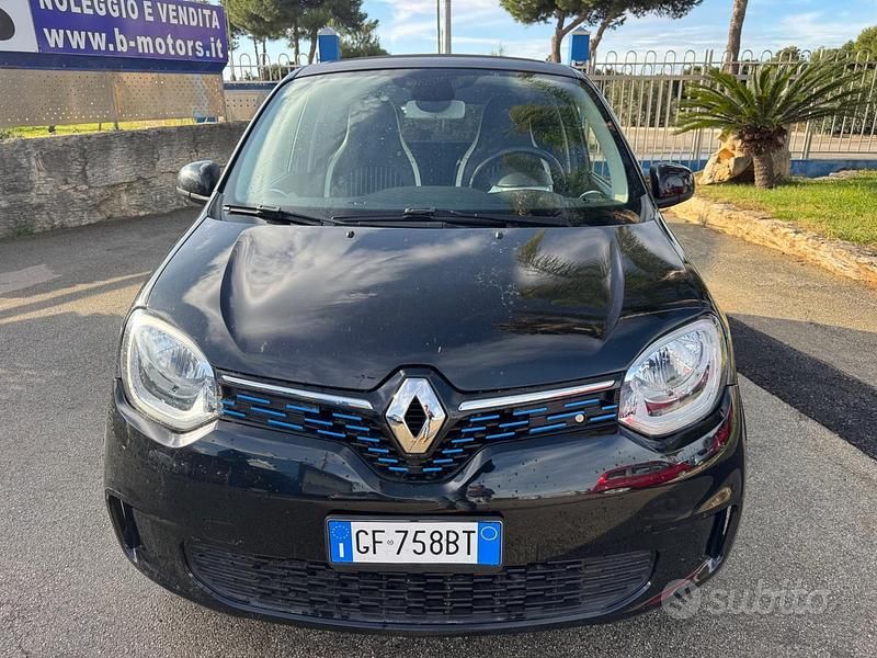Usata Renault Twingo Vibes 60 kW (82 CV) 2021 Nero Utilitaria