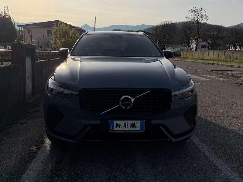 Usata Volvo XC60 R-Design 197 CV (144 kW) 2022 SUV