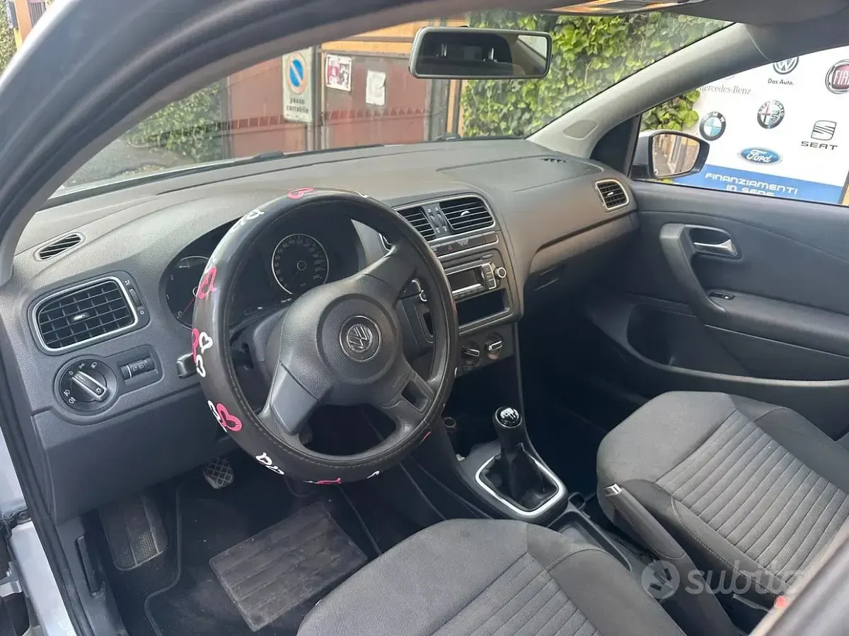 Usata VW Polo 75 CV (55 kW) 2012 Grigio Utilitaria