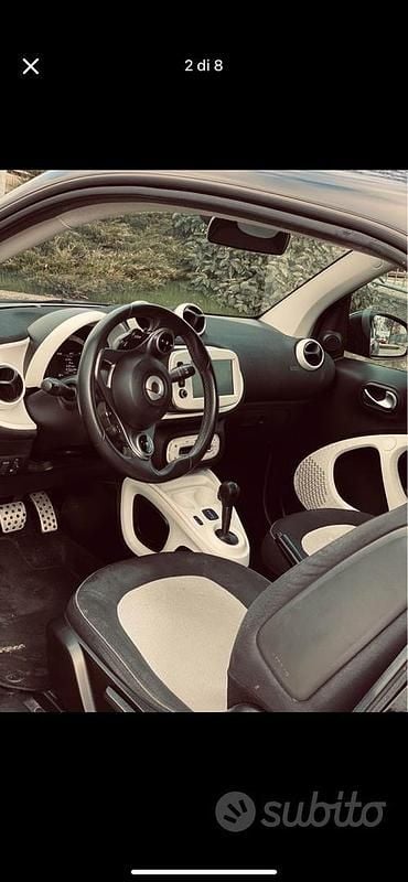 Usata Smart ForTwo Coupé 61 CV (44 kW) 2016 Utilitaria