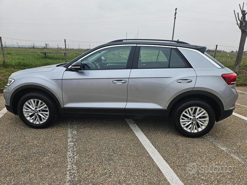 Usata VW T-Roc Style 150 CV (110 kW) 2024 Grigio SUV