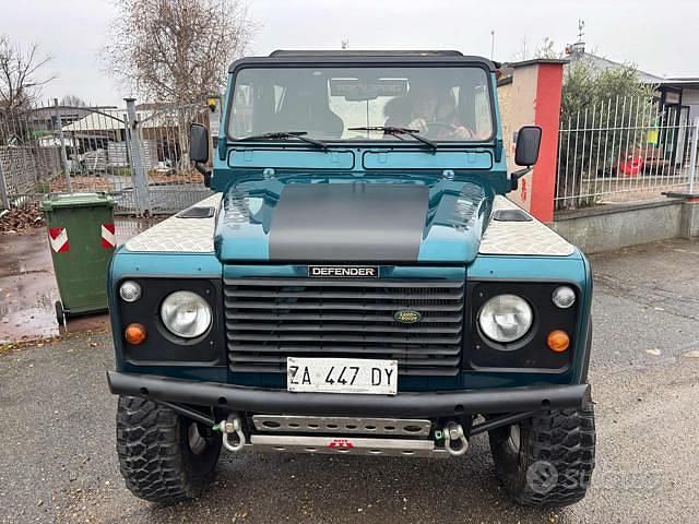 Usata Land Rover Defender 122 CV (89 kW) 1998 Blu Cabrio