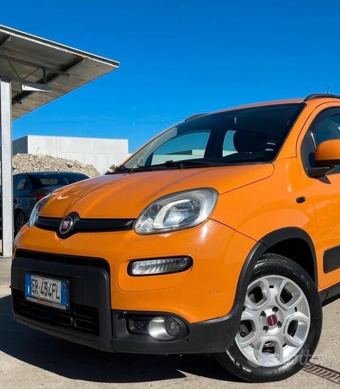 Usata Fiat Panda Trekking 75 CV (55 kW) 2013 Utilitaria