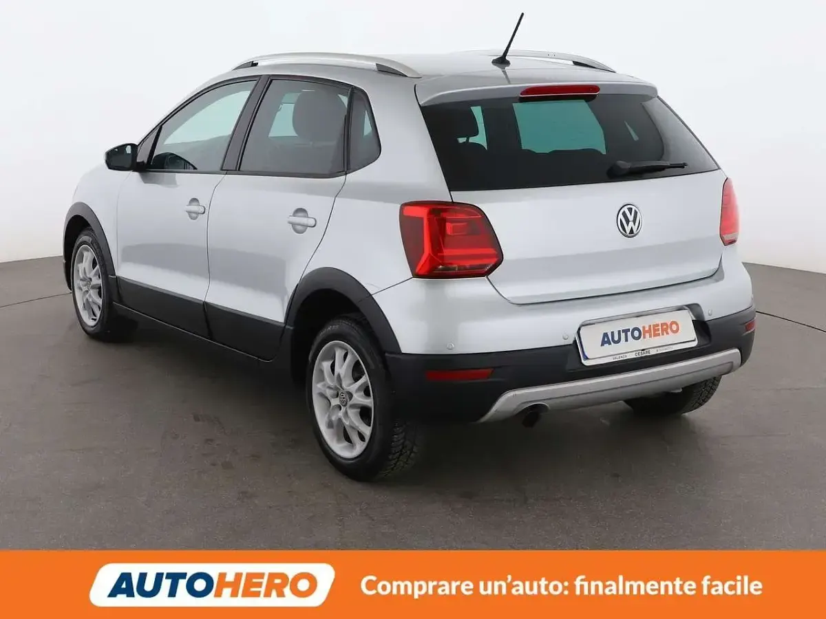 Usata VW Polo Cross 90 CV (66 kW) 2016 Grigio Utilitaria