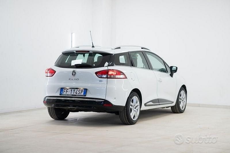 Usata Renault Clio GrandTour Intens 90 CV (66 kW) 2016 Other Station wagon