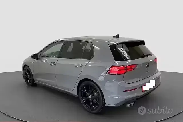 Usata VW Golf VIII GTI 200 CV (147 kW) 2024 Grigio Berlina