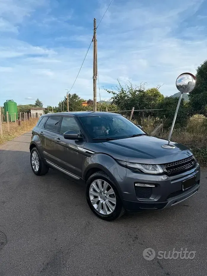 Usata Land Rover Range Rover evoque 179 CV (131 kW) 2017 Grigio SUV