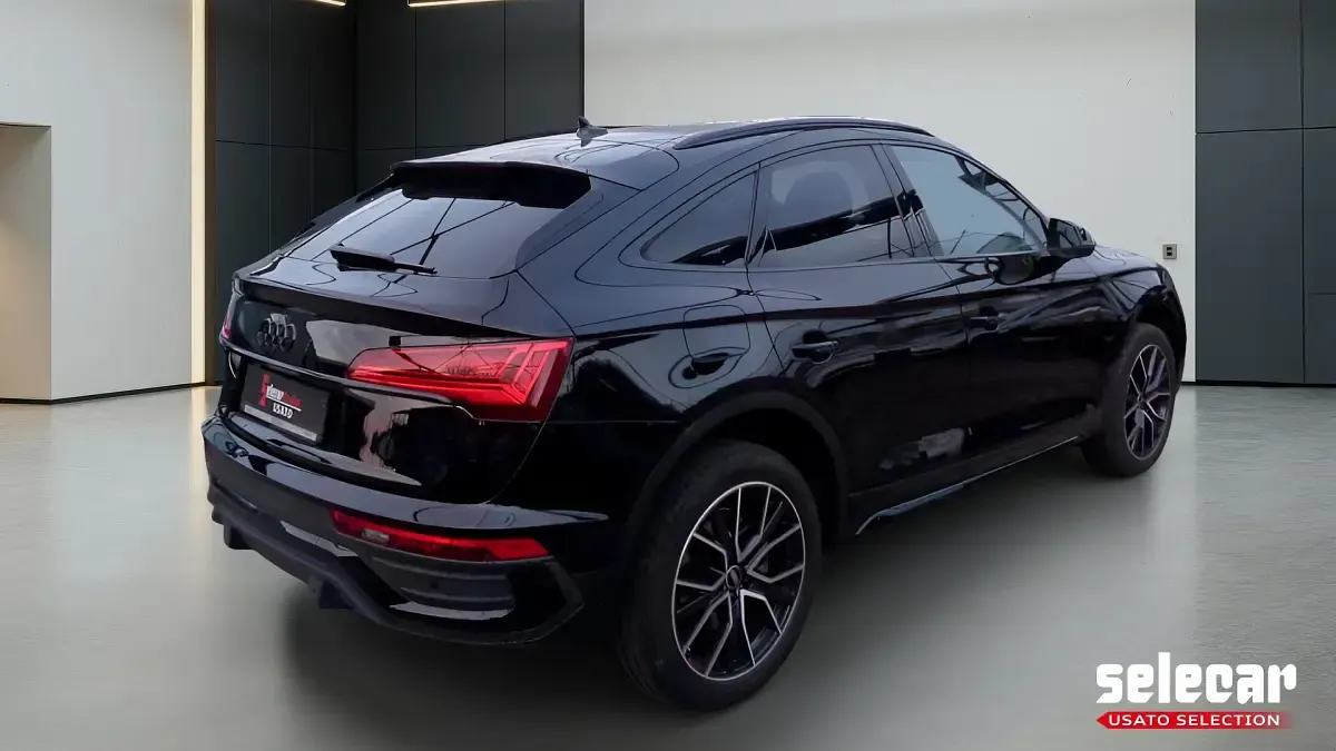Usata Audi Q5 Sportback Ambiente 204 CV (150 kW) 2023 A1 nero SUV