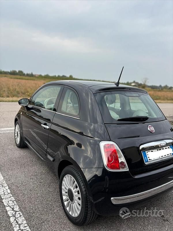 Usata Fiat 500 Lounge 69 CV (50 kW) 2013 Nero Utilitaria