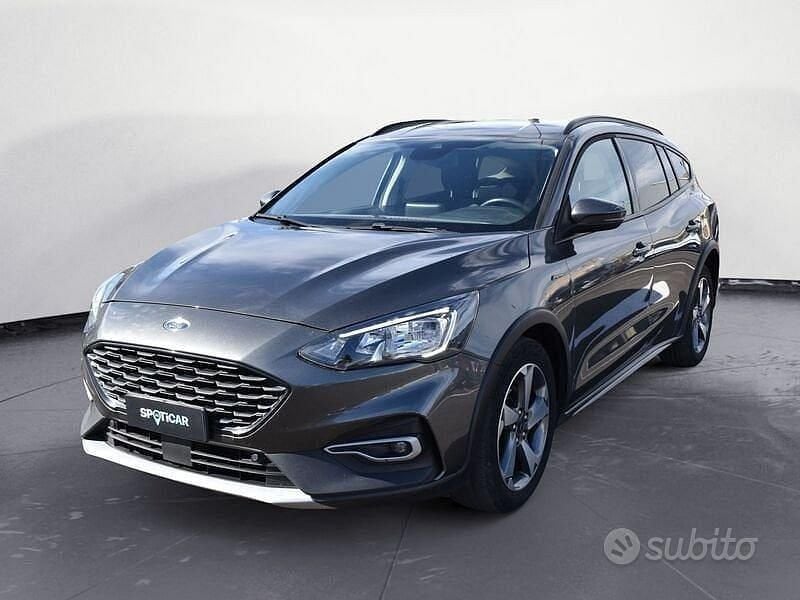 Grigio Usata 2020 Ford Focus Active Station wagon | 11.900 € (Cara) - Immagine 1/4