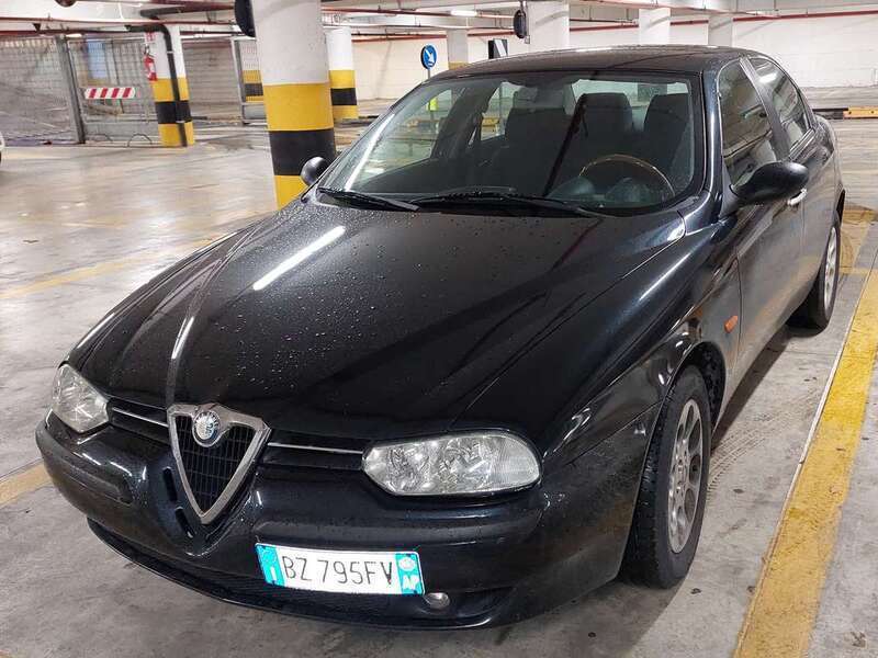 Usato 2002 Alfa Romeo 1900 1.9 Diesel 116 CV (1.500 €)