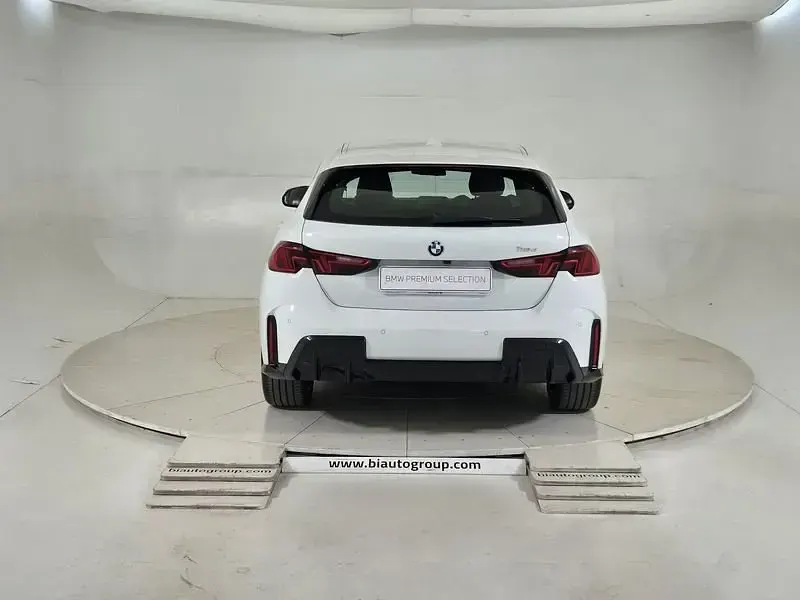 Usata BMW 118 M Sport 150 CV (110 kW) 2024 Bianco Utilitaria