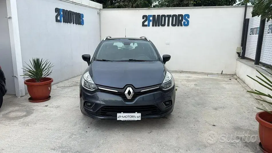 Usata Renault Clio IV Zen 90 CV (66 kW) 2018 Monovolume