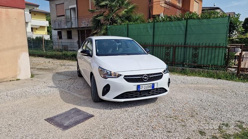 Usata Opel Corsa-e Edition 56 kW (77 CV) 2021 Bianco Utilitaria