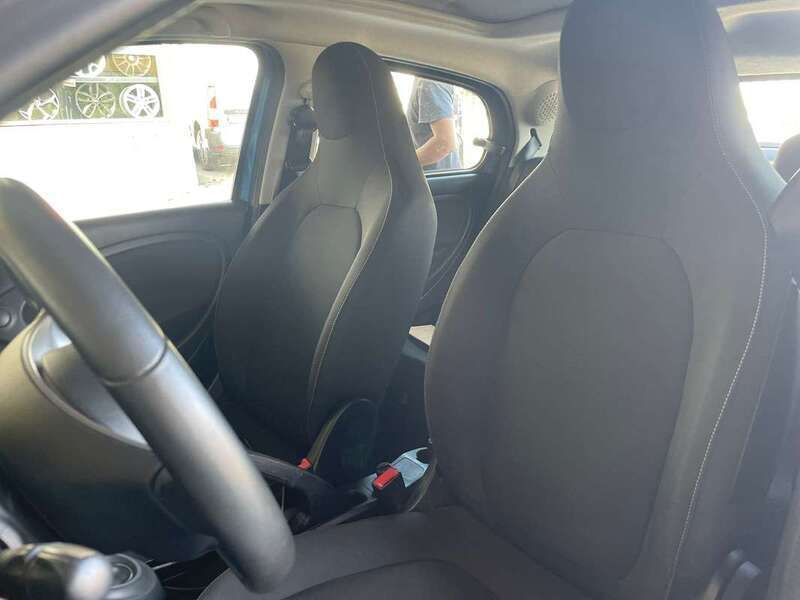 Usata Smart ForFour Passion 75 CV (55 kW) 2018 Blu/azzurro Utilitaria