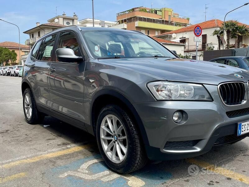 Grigio Usata 2013 BMW X3 SUV | 9950 € (Buon prezzo) - Immagine 1/4