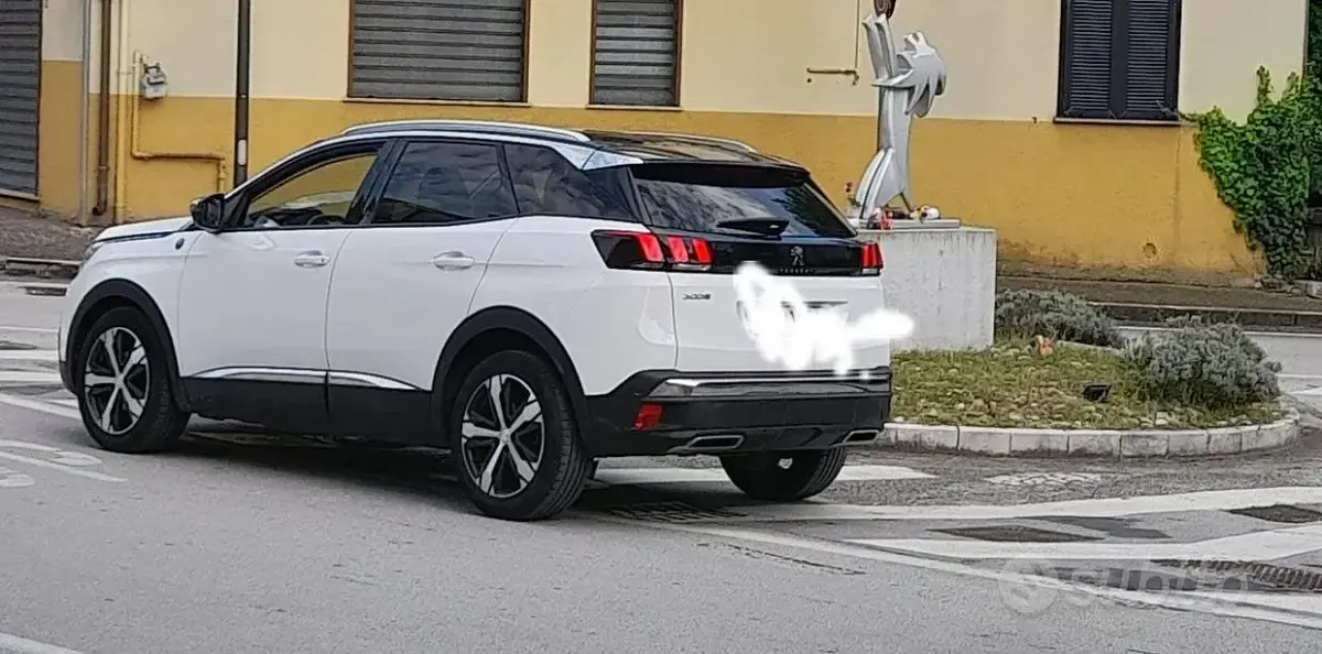 Usata Peugeot 3008 131 CV (96 kW) 2018 Bianco SUV