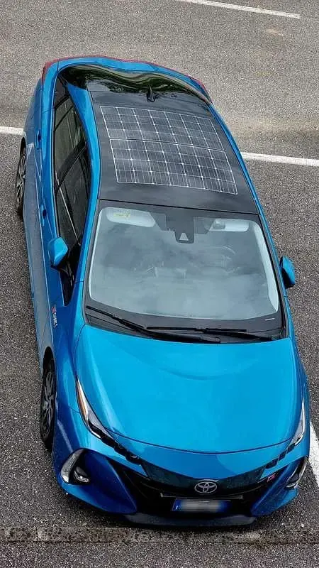 Begagnad Toyota Prius 98 HK (72 kW) 2017 Blå Sedan