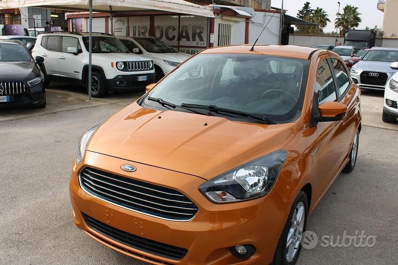 Begagnad Ford Ka Ultimate 85 HK (62 kW) 2016 Orange Sedan