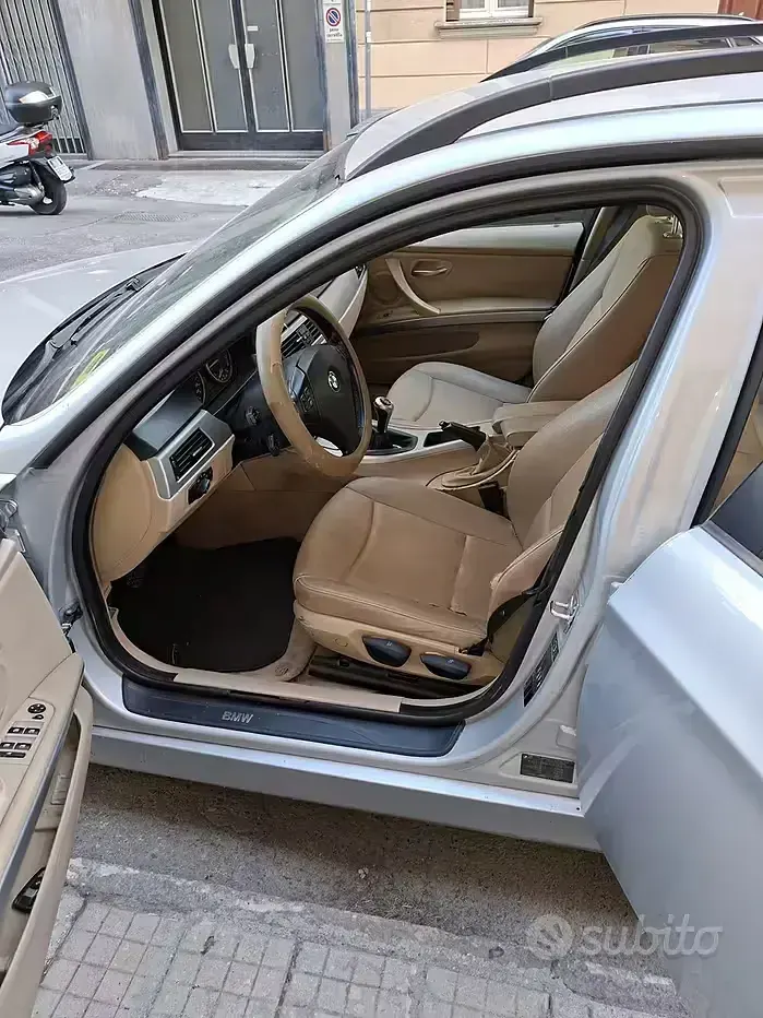 Usata BMW 320 Efficient Dynamics 163 CV (119 kW) 2005 Grigio Station wagon