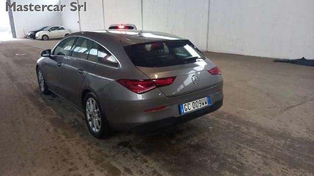 Usata Mercedes CLA200 Shooting Brake Business 150 CV (110 kW) 2020 Argento Station wagon