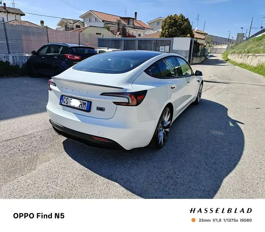 Usata Tesla Model 3 RWD 88 kW (120 CV) 2024 Bianco Berlina