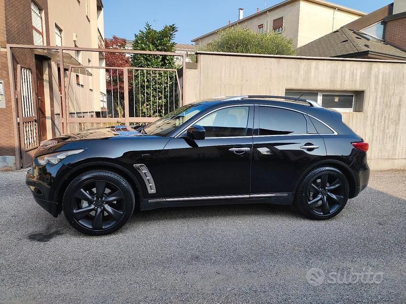 Usata Infiniti Fx30 238 CV (175 kW) 2010 Nero SUV