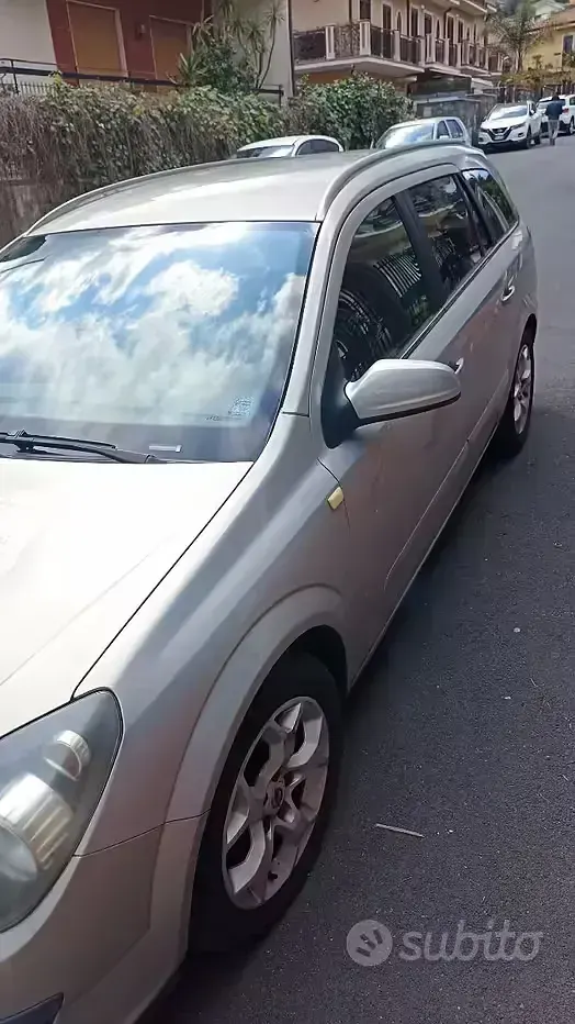 Usata Opel Astra 120 CV (88 kW) 2005 Grigio Station wagon