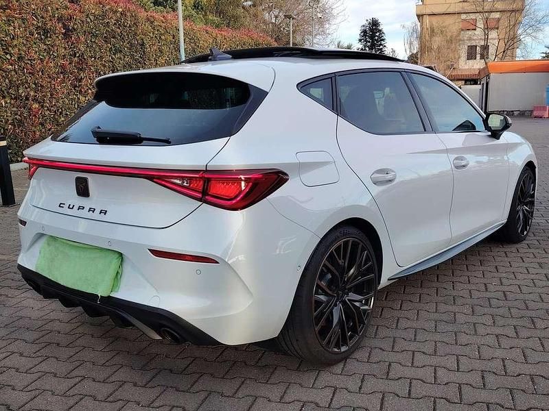 Usata Cupra Leon 245 CV (180 kW) 2023 Bianco Berlina