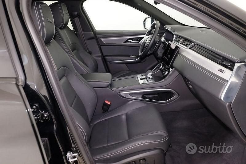 Usata Jaguar F-Pace R-Dynamic 163 CV (119 kW) 2023 Nero SUV