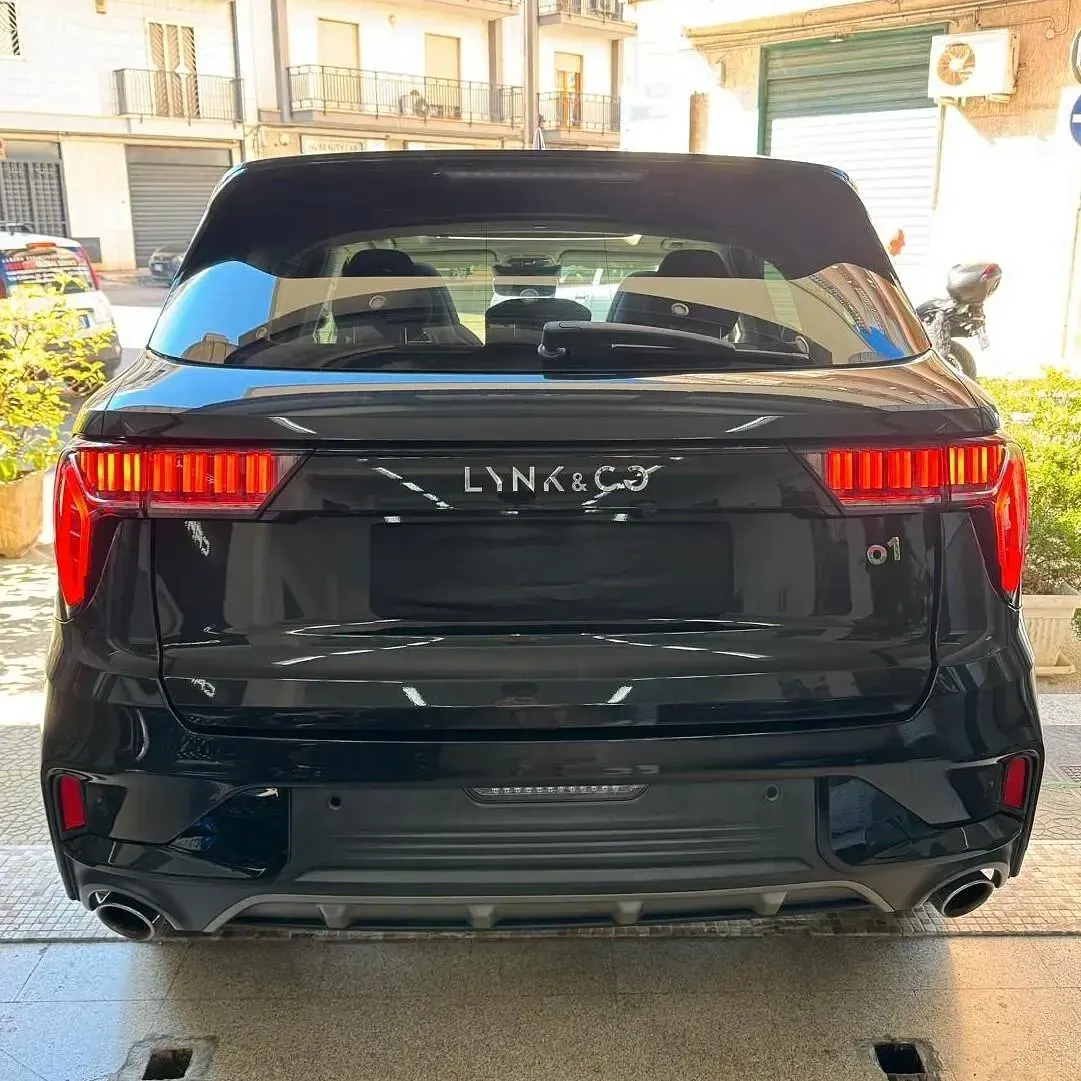 Usata Lynk & Co 01 179 CV (131 kW) 2022 Nero SUV