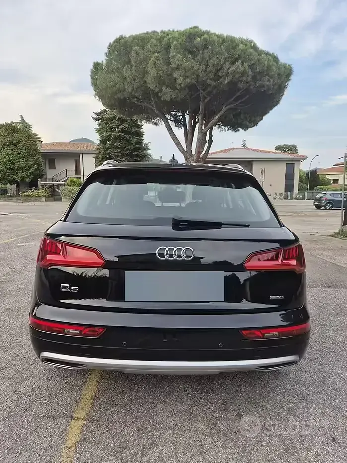 Usata Audi Q5 150 CV (110 kW) 2017 Nero SUV
