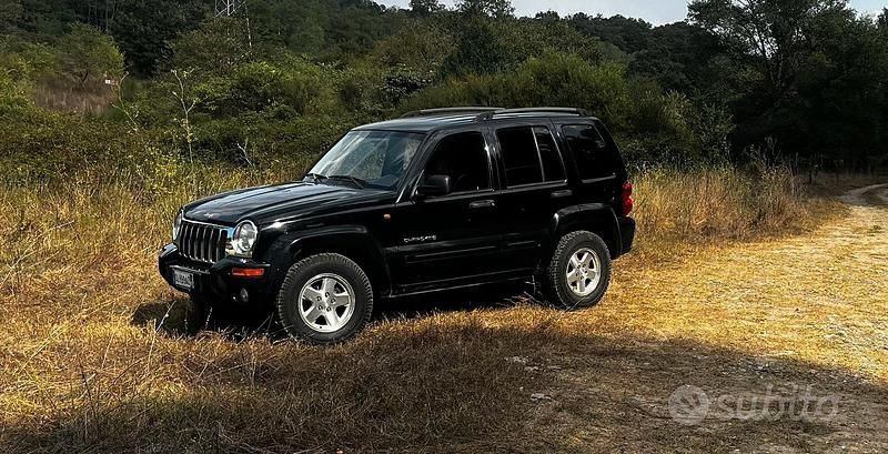 Usata Jeep Cherokee 150 CV (110 kW) 2003 SUV