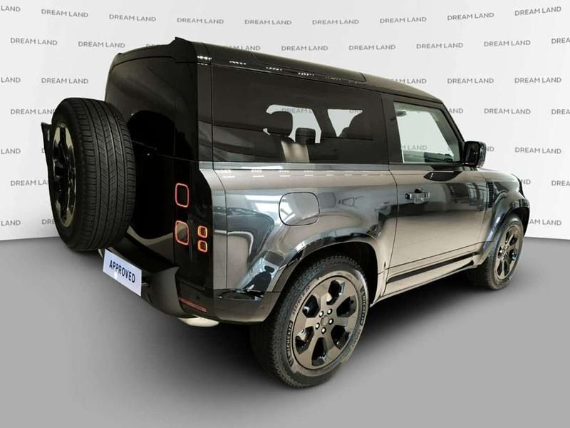 Usata Land Rover Defender SE Dynamic 200 CV (147 kW) 2026 Grigio scuro Station wagon